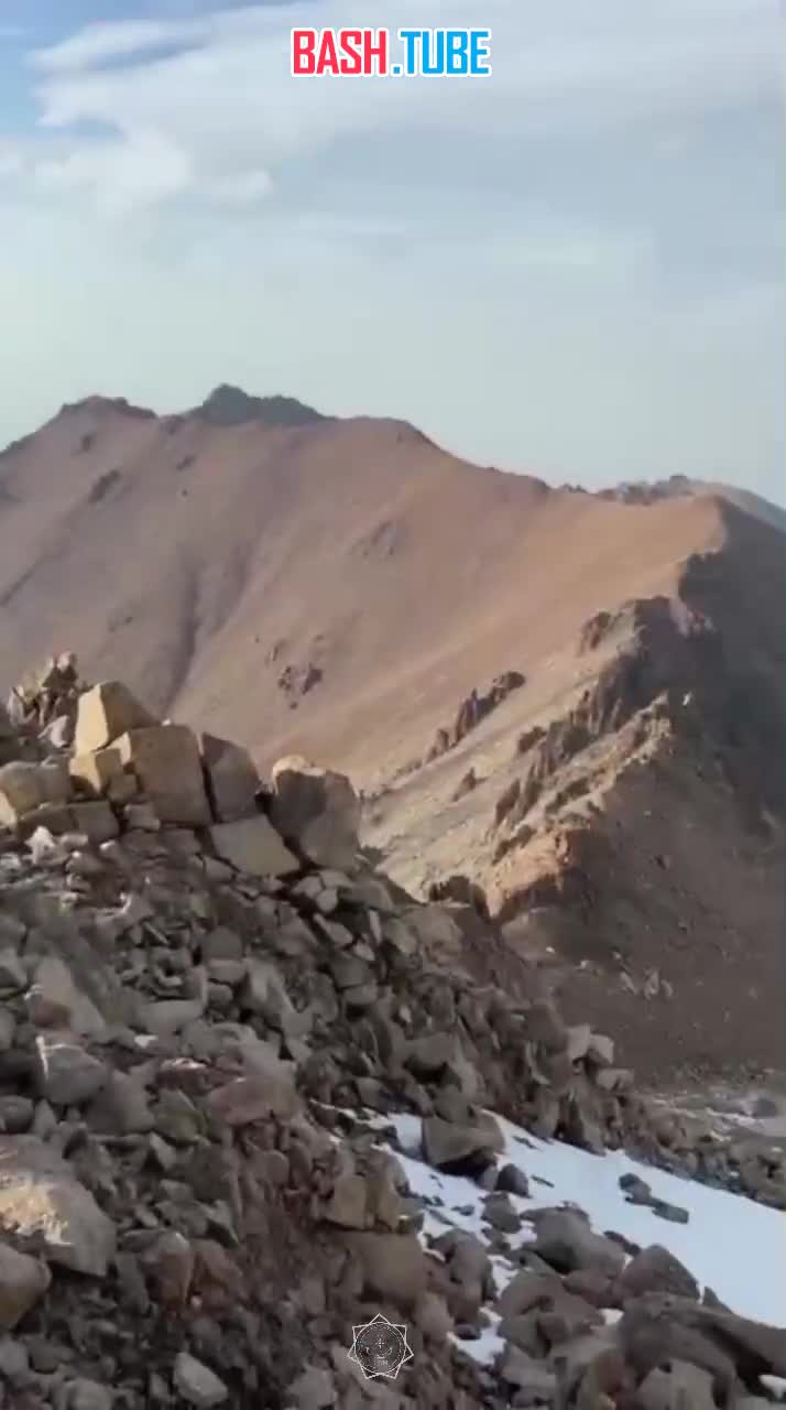  Бельгийца со сломанной ногой эвакуировали с высоты 4000 метров в горах Казахстана, сообщили в МЧС страны