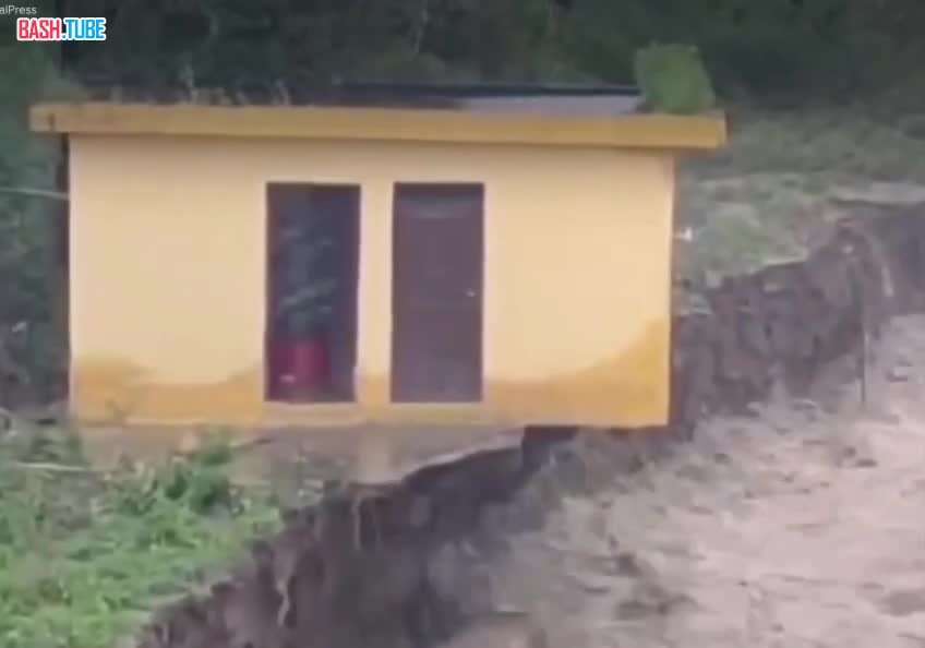  Рекордное за 100 лет количество осадков выпало в индийском Джамму, - The Hindustan Times