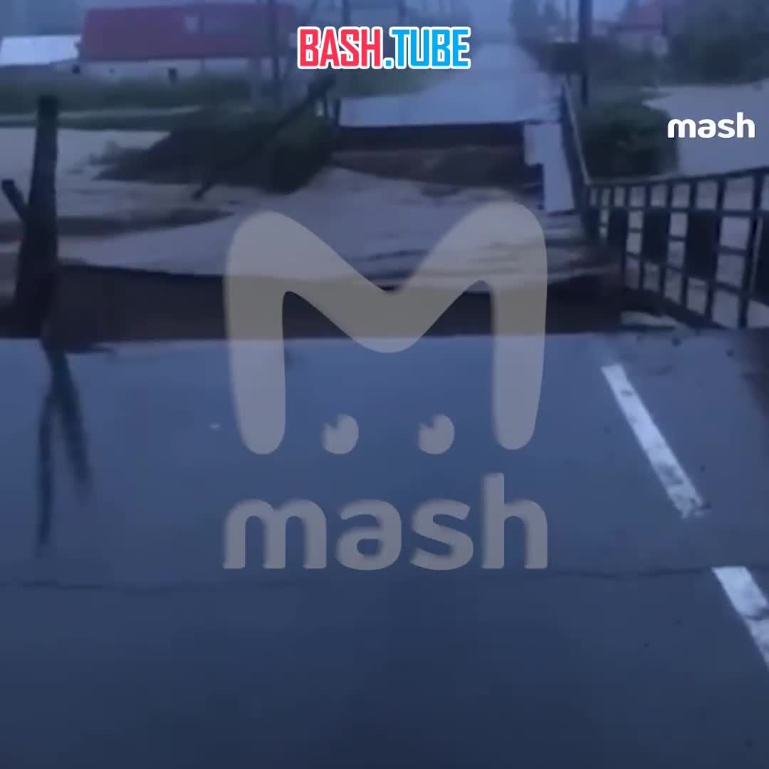  Мощный ливень прошелся по Сахалинской области. МЧС эвакуировали из зоны подтопления 37 человек, включая двоих детей