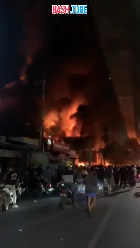  В Индонезии вспыхнули протесты из-за полицейского насилия и роста цен на энергоносители