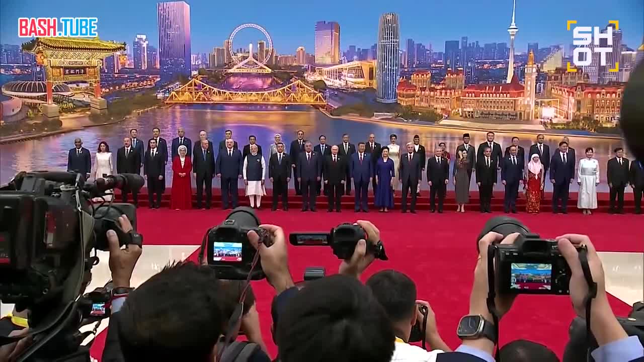  Владимир Путин прибыл на площадку саммита ШОС в китайском Тяньцзине