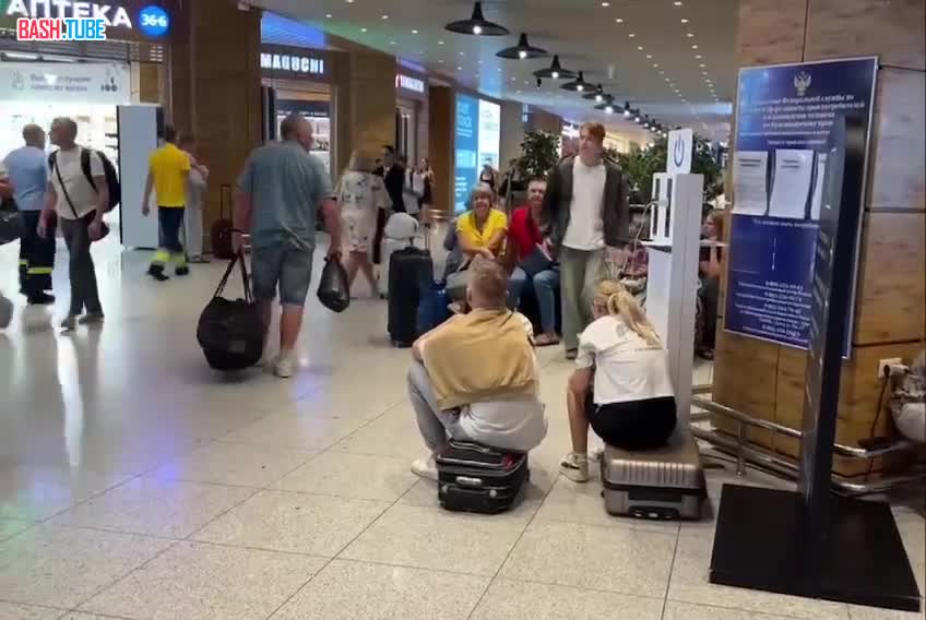  50 рейсов задерживаются на вылет и прилет в аэропорту Сочи