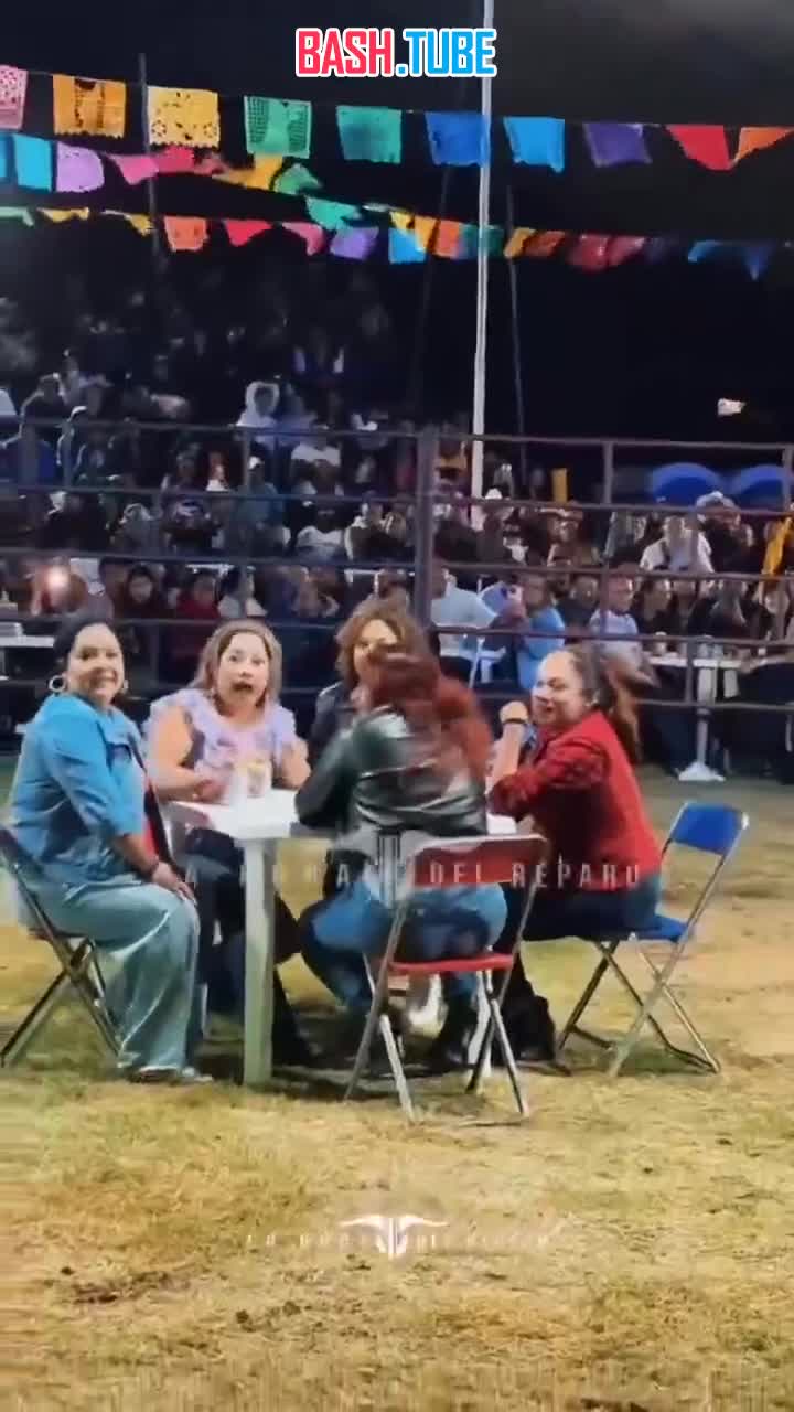  Обстановка на необычной корриде в Мексике