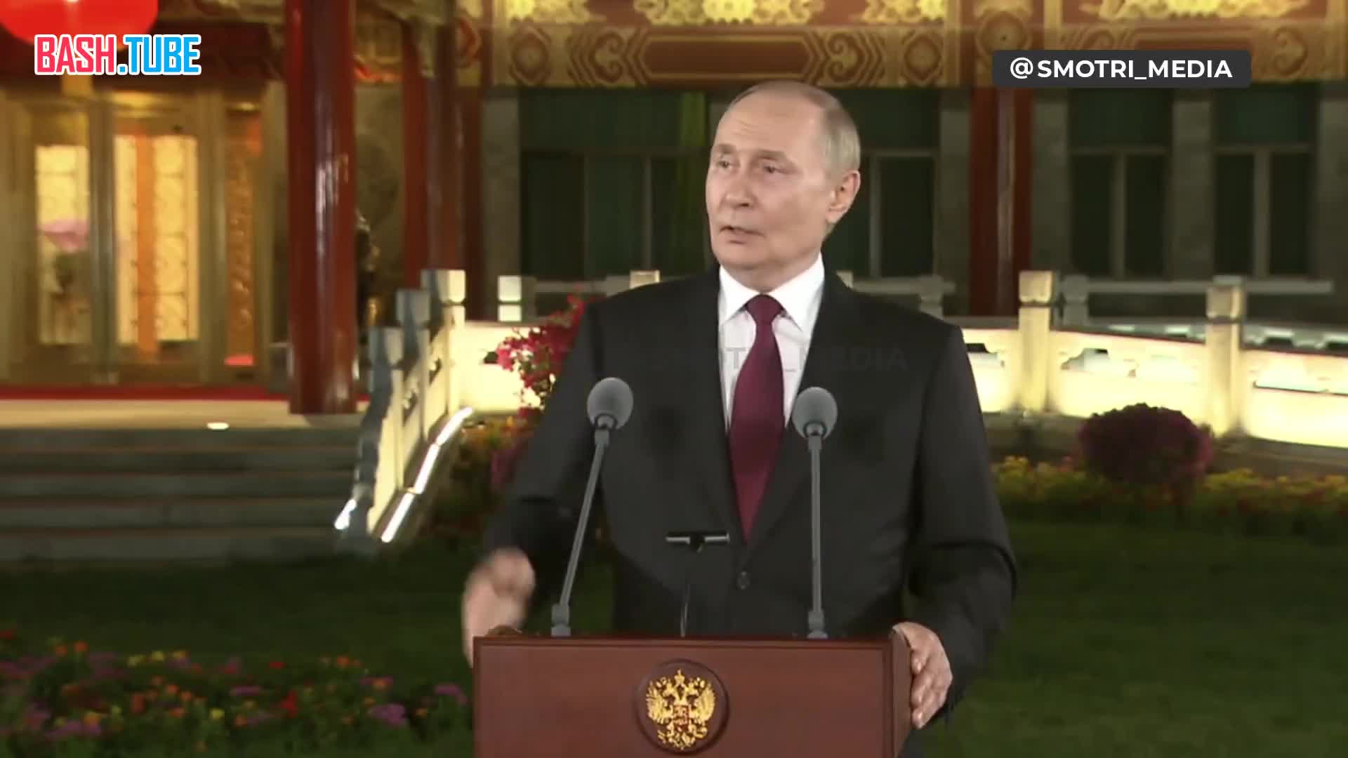  Лентяй, не хочет работать. Стоит рядом, ничего не делает, и то ленится - Путин высказался о Пескове