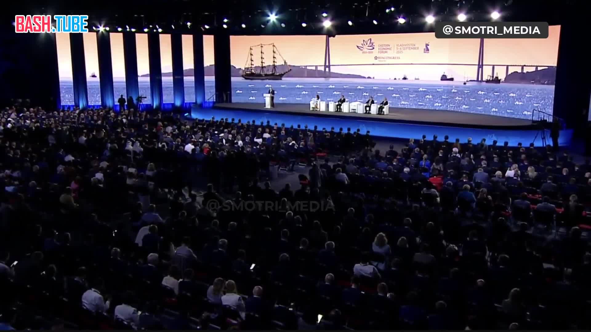  Путин заявил, что на Дальнем Востоке нужно создать все условия, чтобы россияне хотели жить в этом регионе