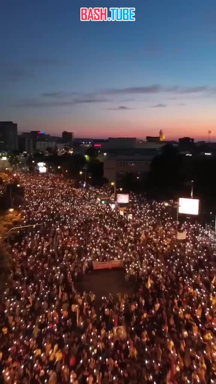  Масштабные протесты против правительства и президента Сербии Вучича проходят в Сербии