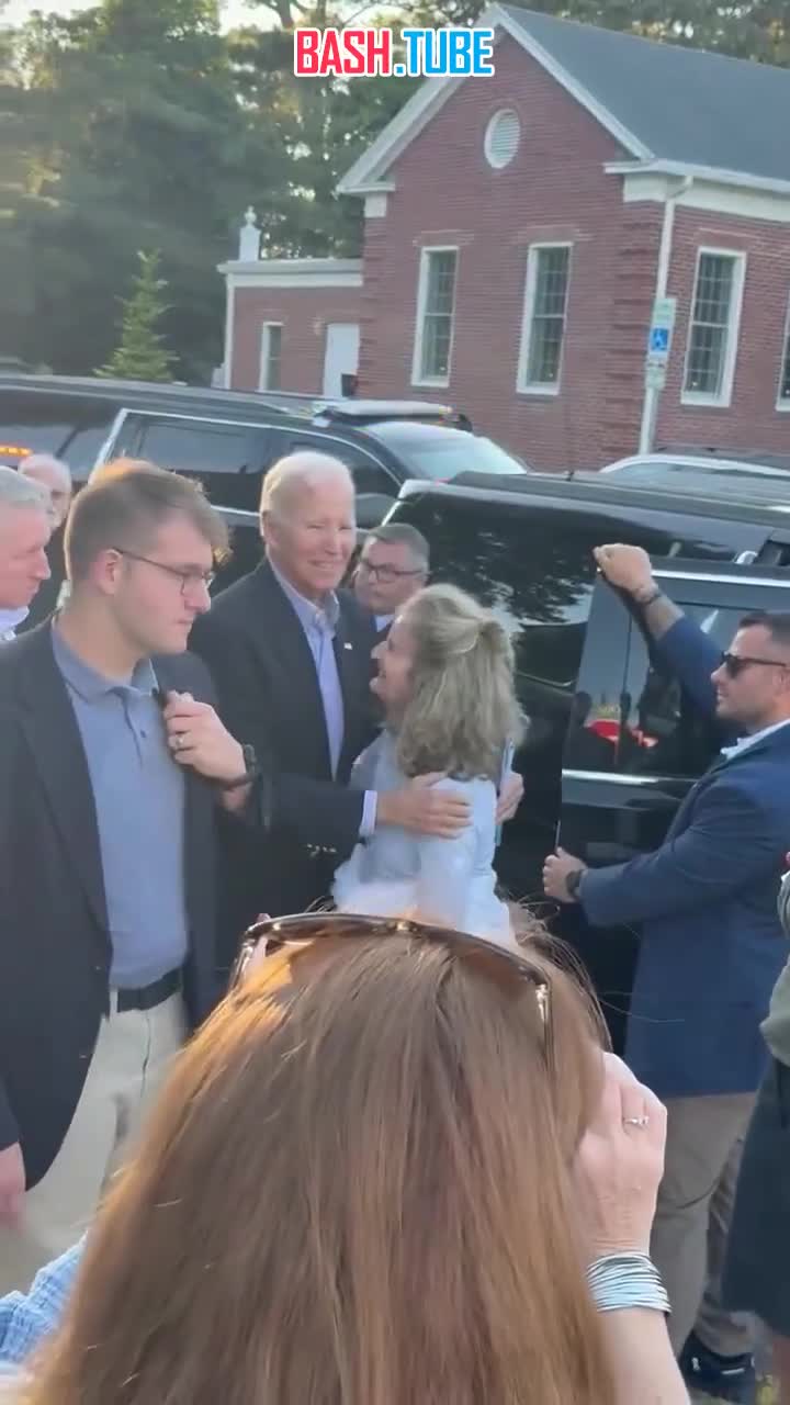  Джо Байден перенёс очередную операцию: На голове экс-президента США теперь крупный шрам