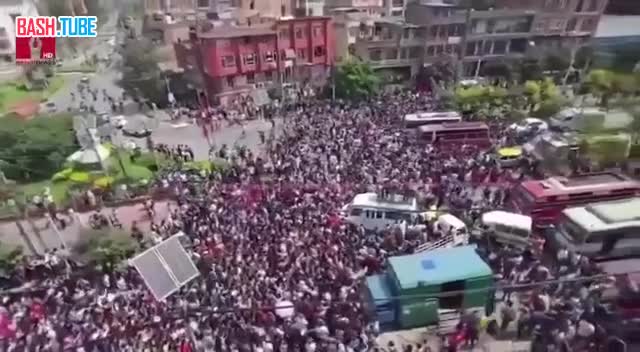  «Революция зумеров» происходит в Непале - власти покидают страну на вертолётах