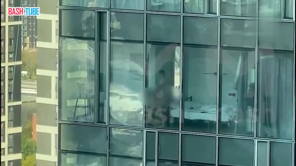  В одной из башен «Москва-Сити» бесстыжая парочка занялась сексом прямо напротив стеклянных окон
