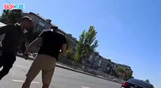  Драку за право везти пассажиров устроили водители луганских маршруток