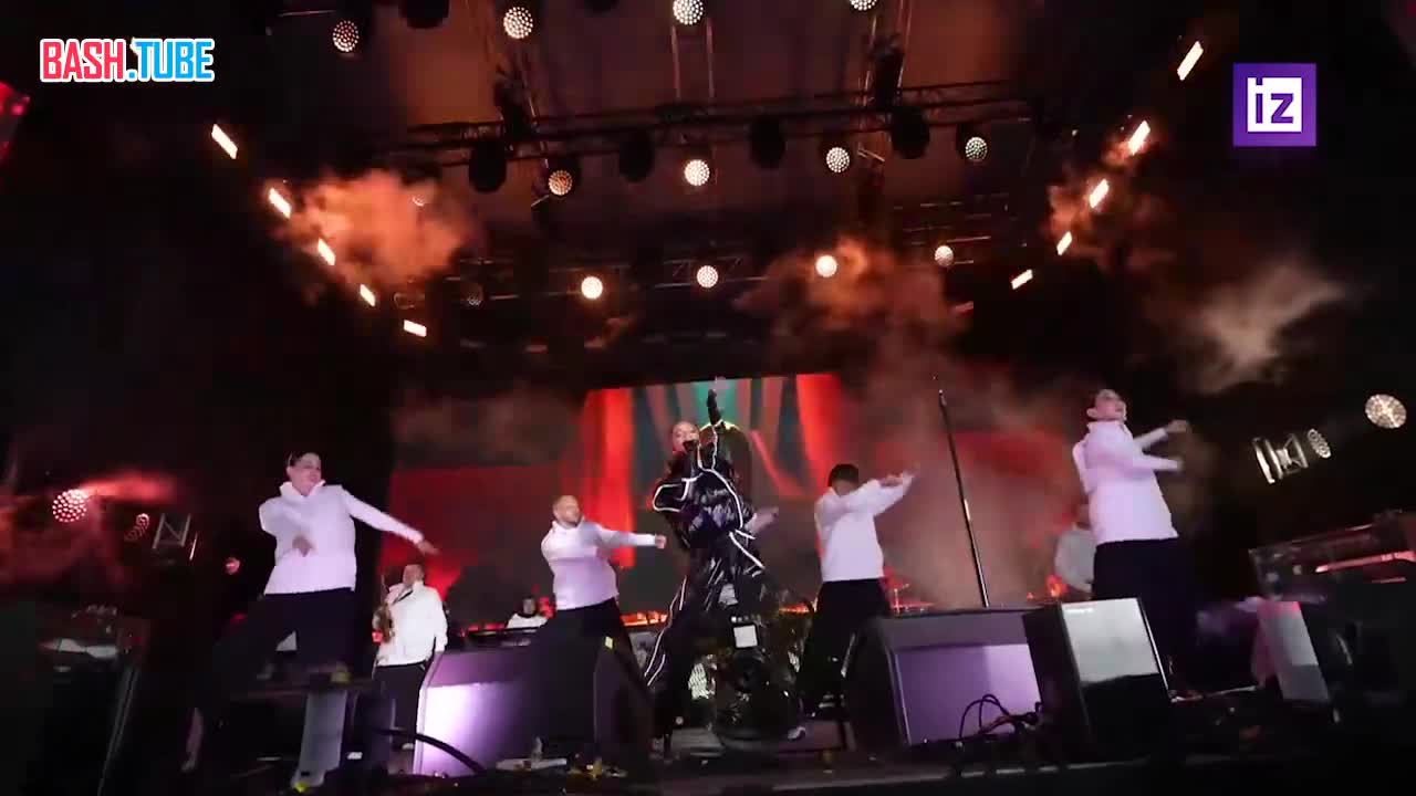  Певица Мари Краймбрери высоко оценила атмосферу и масштаб фестиваля «Балтика Фест», прошедшего в Ленинградской области