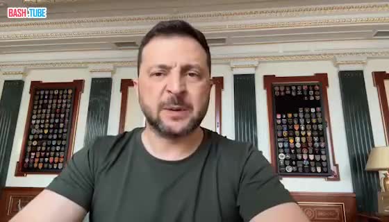  Зеленский в своем вечернем обращении пригрозил ударами по российскому порту Усть-Луга, где заправляются нефтяные танкеры