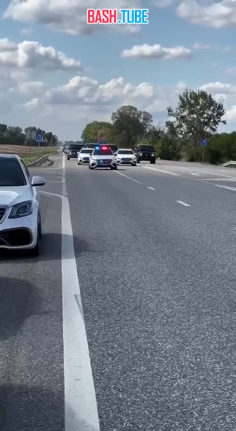  В Чечне засняли элитный свадебный кортеж из люксовых автомобилей, общей стоимость в несколько миллиардов рублей