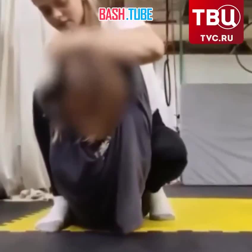  Тренер закрыла глаза на хрипы и слезы школьницы во время растяжки и разорвала ей сухожилия