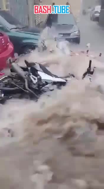  В Гватемале из-за сильных дождей в Эль Ампаро произошло масштабное наводнение