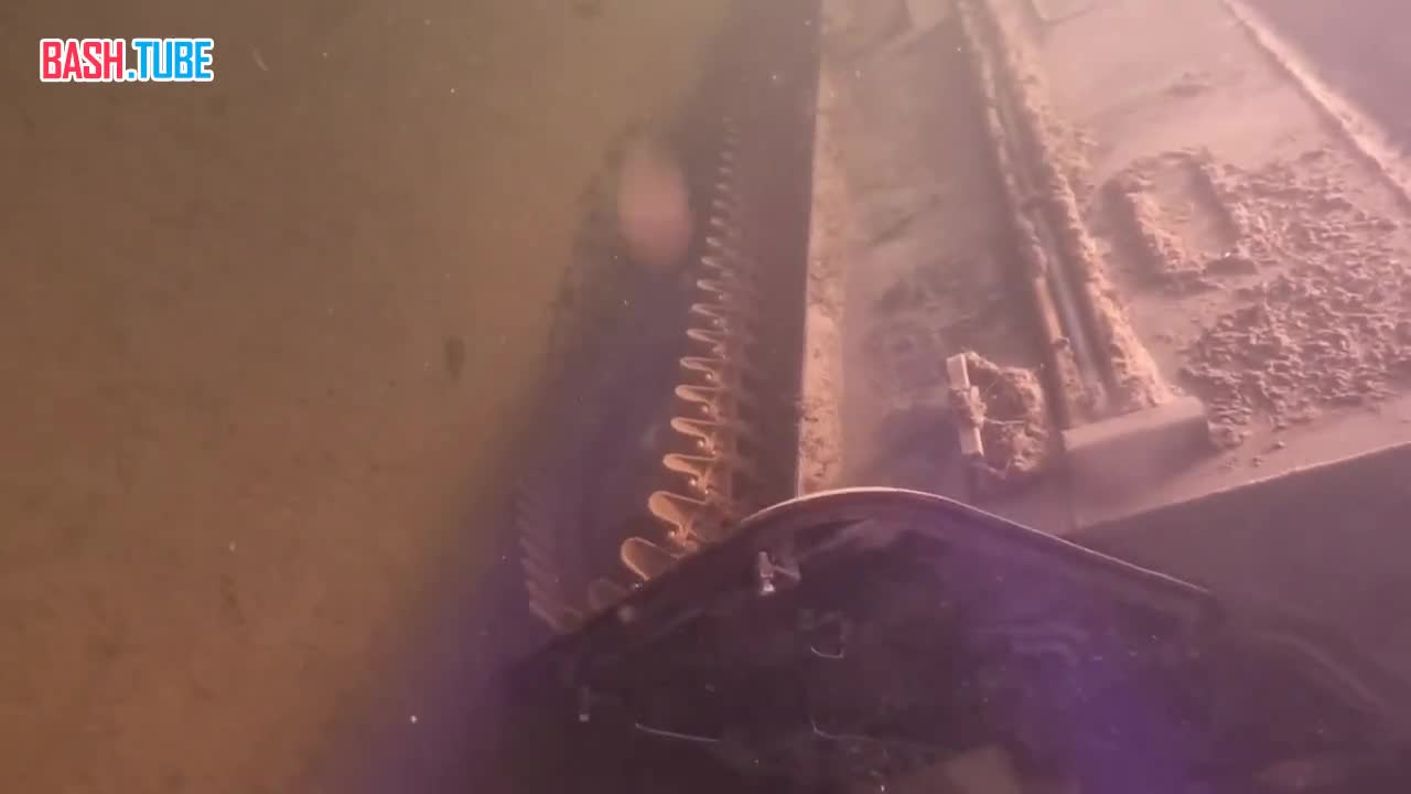  Кадры вездехода, ушедшего под воду на озере Амудиса вместе с девятью геологами, опубликовал Забайкалпожспас