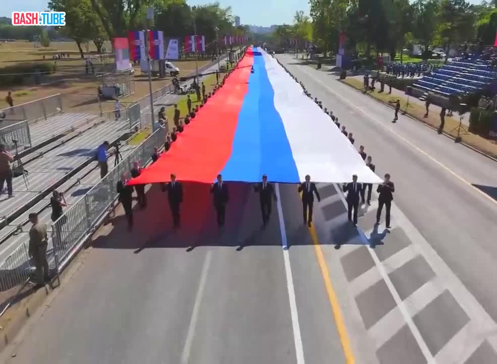  В столице Сербии Белграде прошла финальная репетиция завтрашнего военного парада