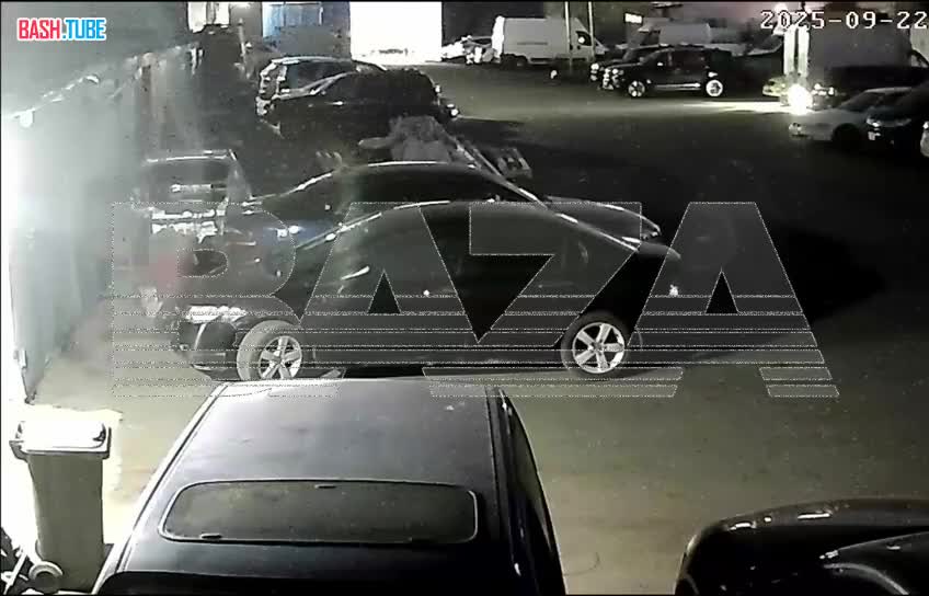  Прилет одного из реактивных дронов-камикадзе ВСУ по парковке с автомобилями в подмосковном Реутове