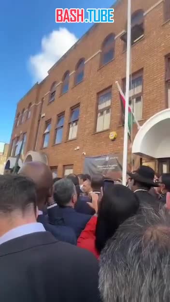  В посольстве Палестины в Британии подняли палестинский флаг, - местные СМИ