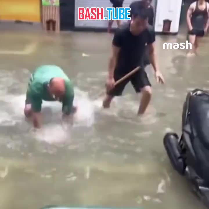  Супертайфун «Рагаса» бушует в Азии: он уже прошёл Гонконг и двинулся на Макао