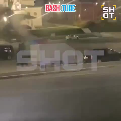  Нашествие медведей добралось до Пермского края. На этот раз хищник вышел в город Соликамск и всю ночь слонялся по улицам