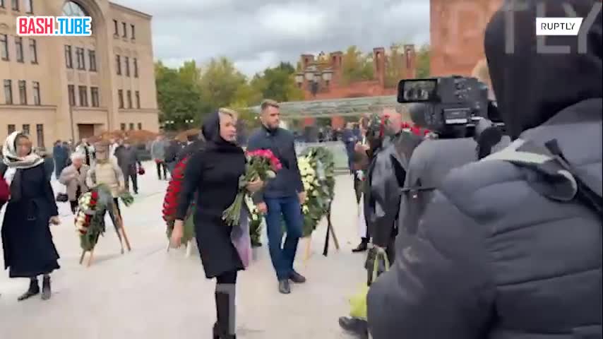  В Армянской церкви проходит церемония прощания с режиссером Тиграном Кеосаяно