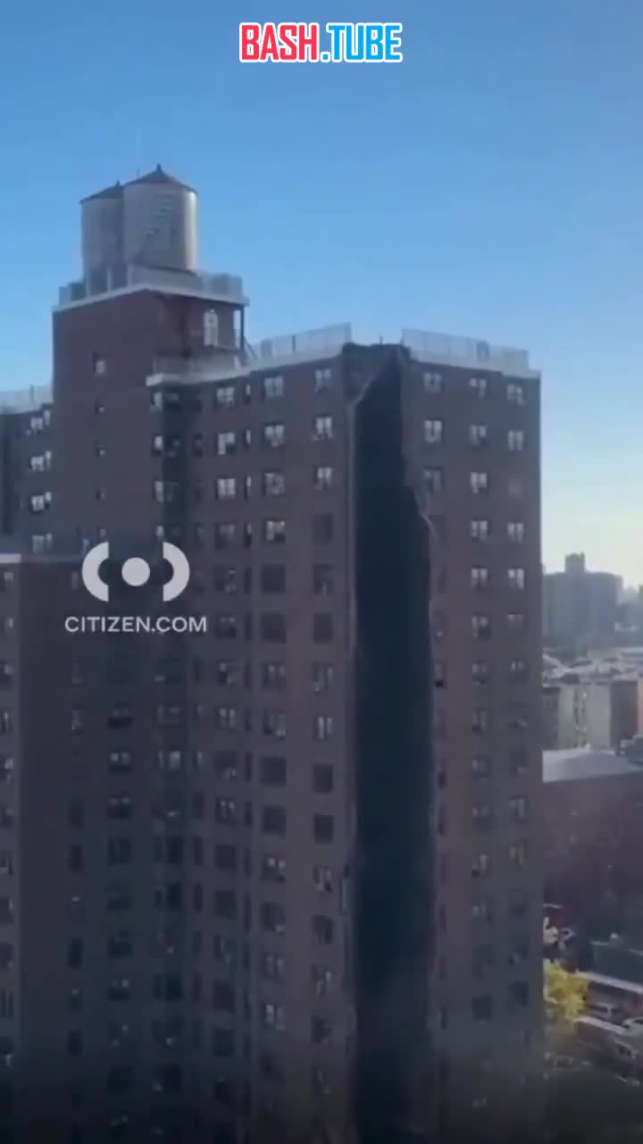  В Нью-Йорке частично обрушился многоэтажный жилой дом