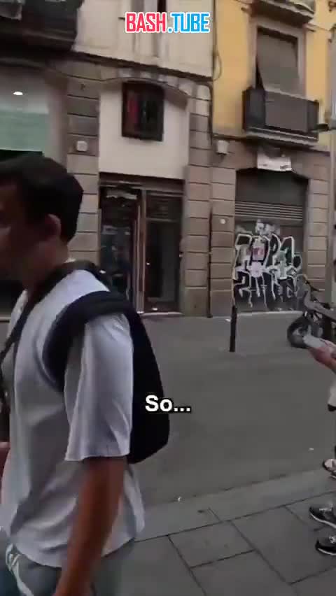  Популярный южноафриканский блогер Курт Каз добрался до испанской Барселоны