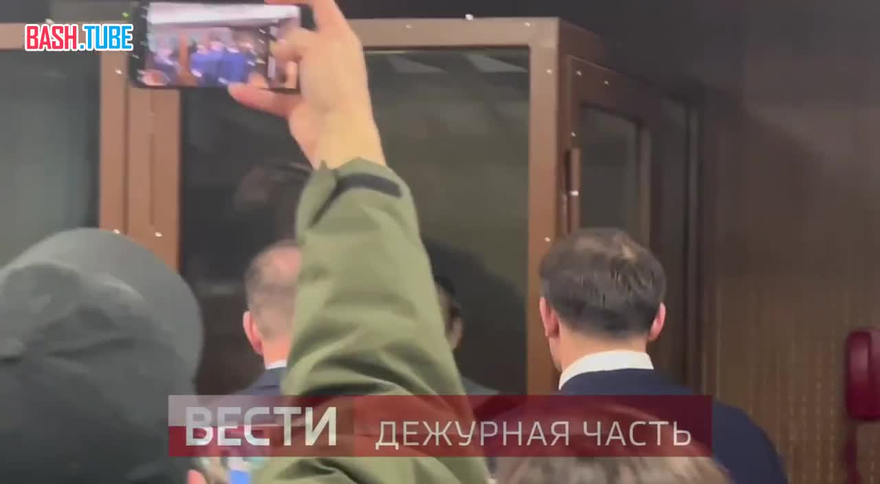  В зал Басманного суда Москвы завели миллиардера Ибрагима Сулейманова, подозреваемого в убийстве