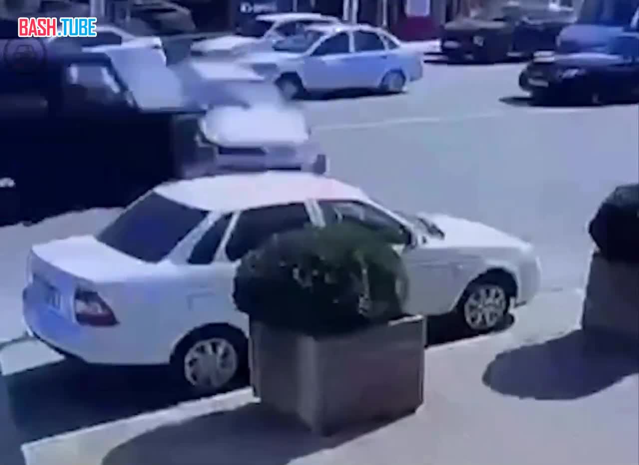  В Махачкале произошло ДТП, в котором пострадали три человека