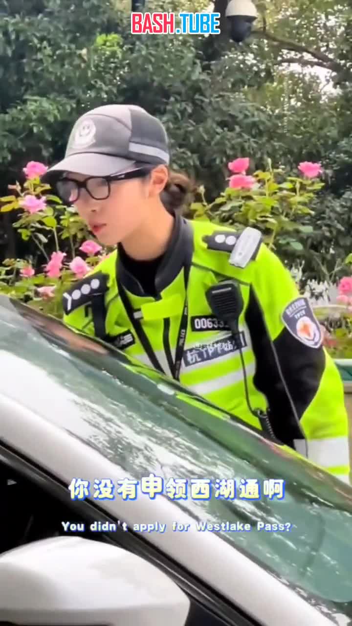  Дорожная полиция в китайском Ханчжоу уже активно использует очки с искусственным интеллектом (ИИ)