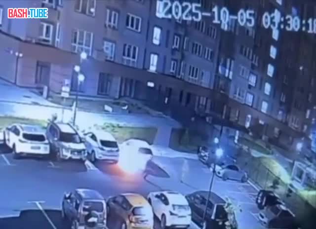  В Приморском крае двое мужчин подожгли автомобили во дворе жилого дома