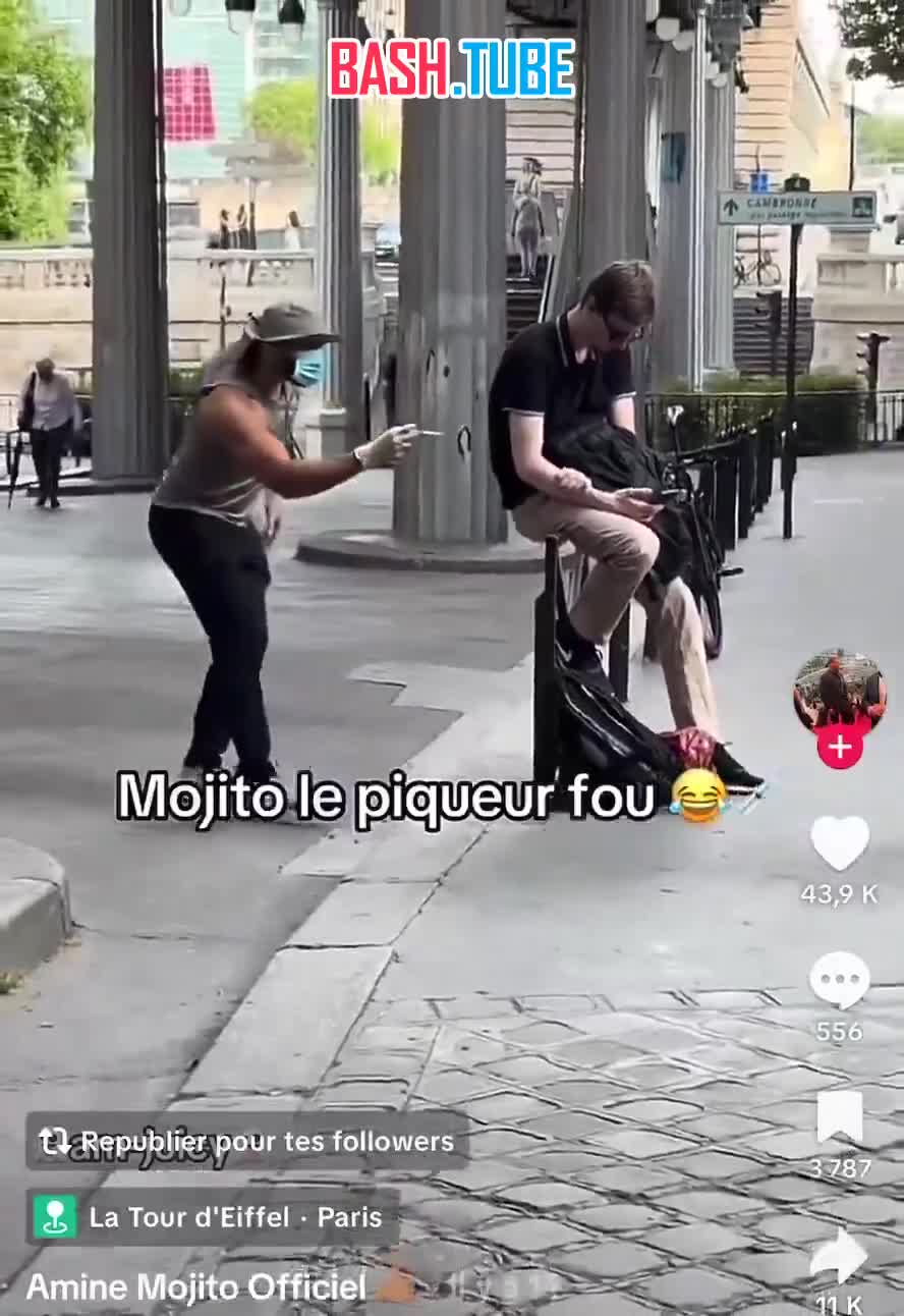  Во Франции тиктокера посадили за пранк с «уколами» на улице