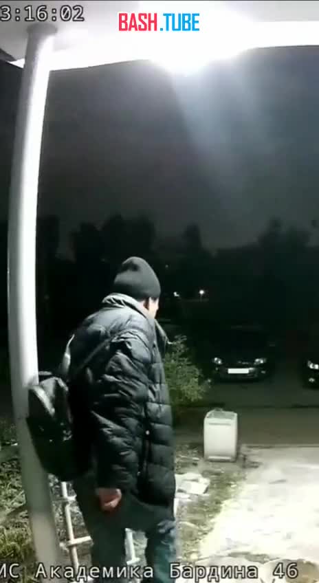  Пьяные нелегалы превратили квартиру в притон-хостел в Екатеринбурге - соседи живут в аду полтора года