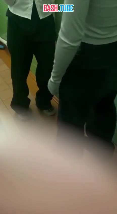  В Беларуси школьницы избили одноклассницу из-за электронной сигареты