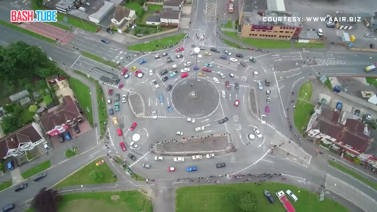  Перед вами самая безумная и сложнейшая транспортная развязка в мире - «Волшебная карусель»