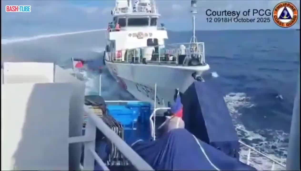  Китайские военные продолжают кошмарить филиппинских моряков в спорных водах Южно-Китайского моря