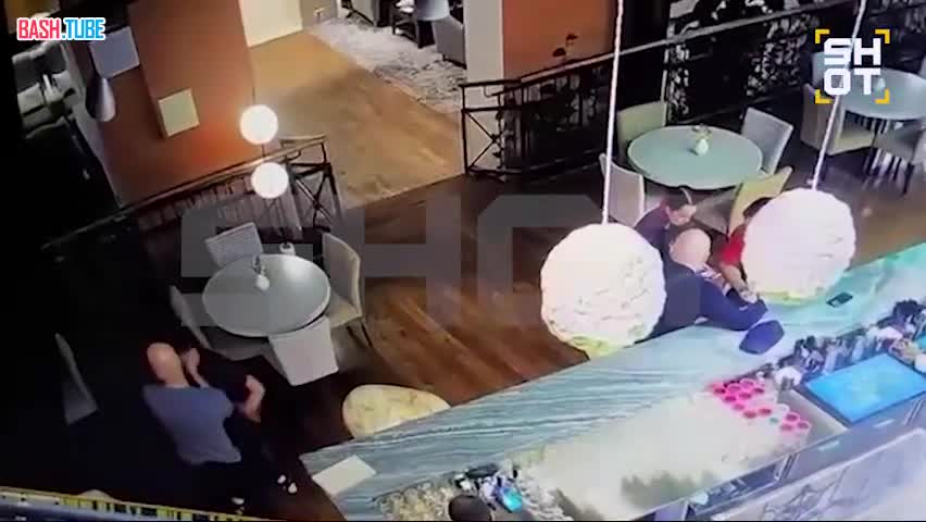  Вице-губернатора Вологодской области задержали за потасовку в отеля Питера