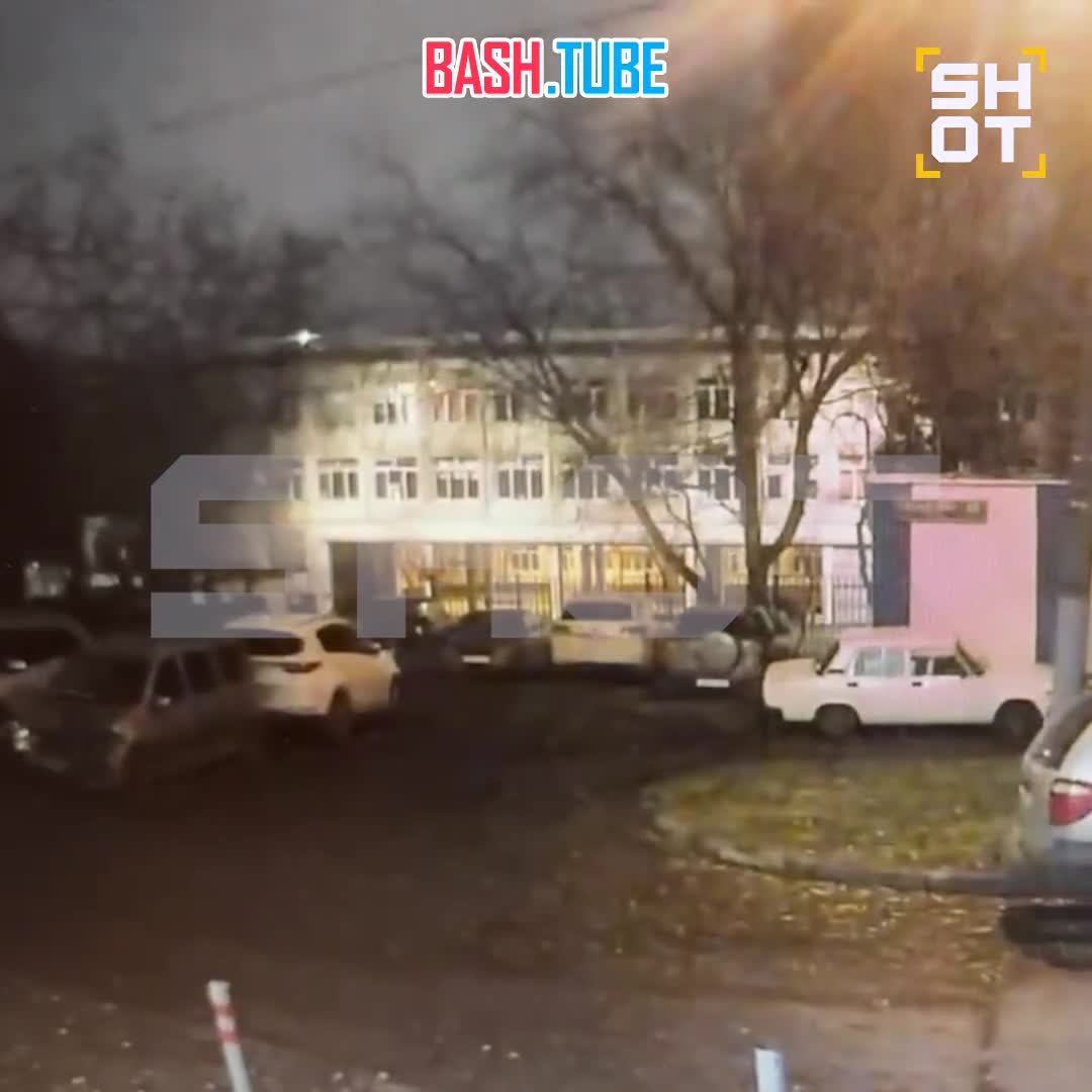  Публикуем первые секунды после убийства оператора Сергея Политика