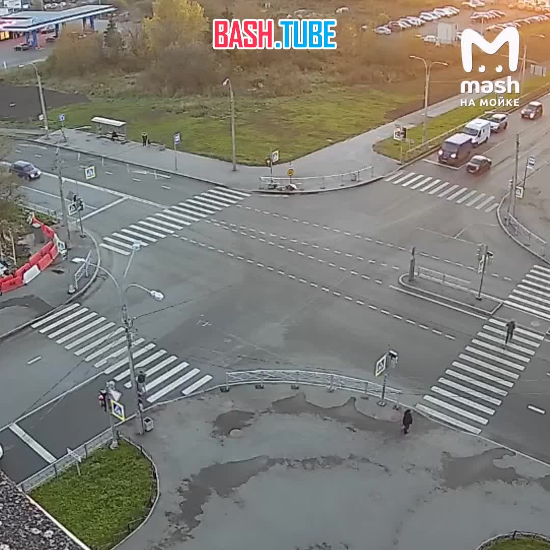  ДТП с переворотом мотоциклиста в воздухе в Красном Селе