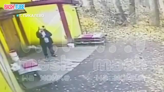  Повар популярного в Пикалёво кафе жестоко убил своего коллегу