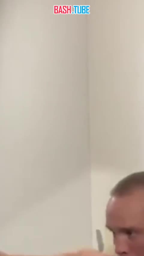  Боец поп-ММА Артур Кулинский по прозвищу АКАБ спел на видео гимн Украины и выкрикнул русофобский лозунг