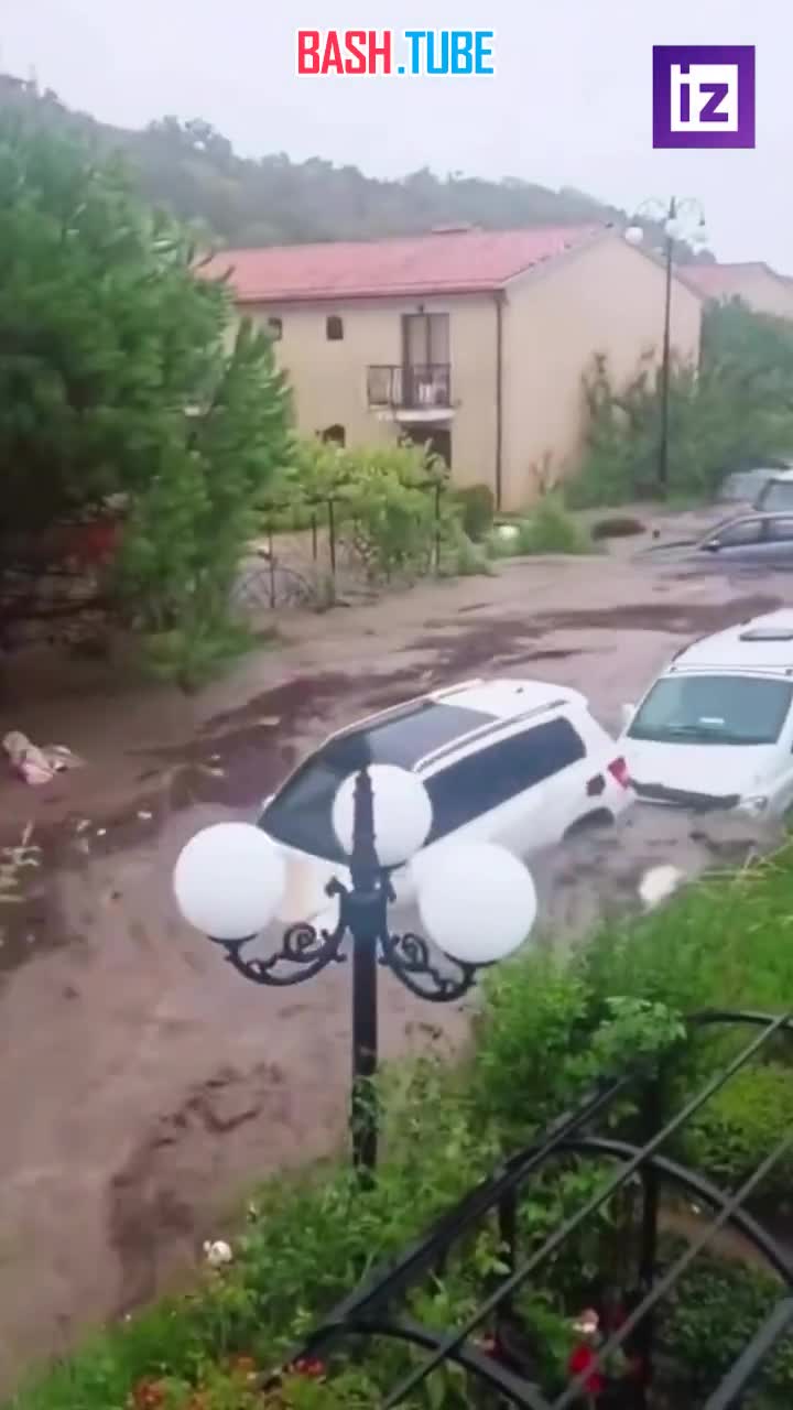  Премьер Ямайки Холнесс объявил страну «зоной бедствия» из-за урагана «Мелисса»