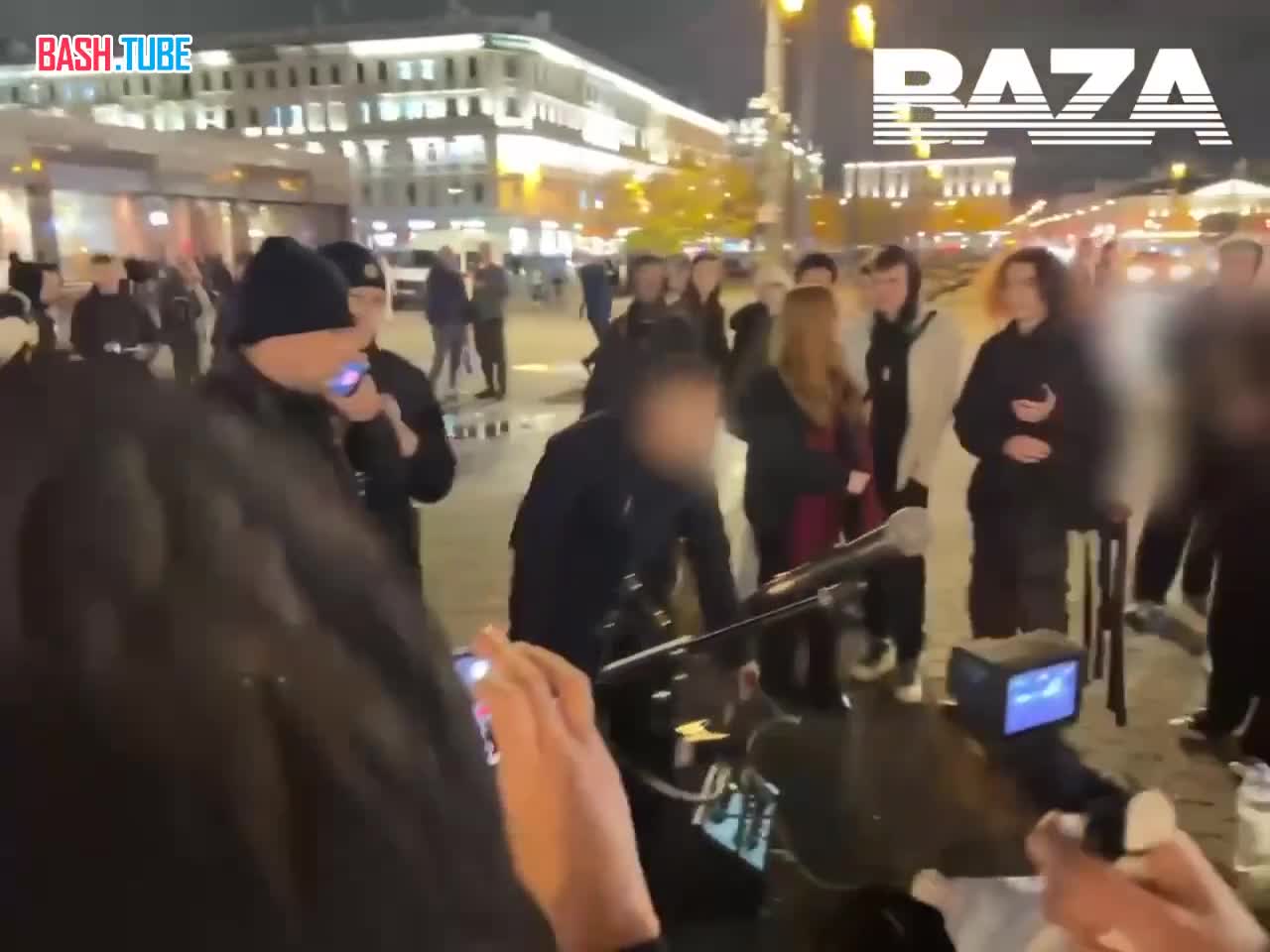  На Сенной площади в Петербурге задержали уличных музыкантов