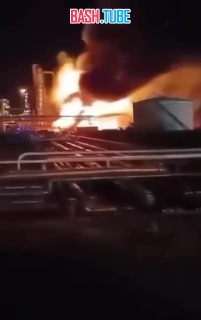  В Восточной Европе за сутки вспыхнули два НПЗ