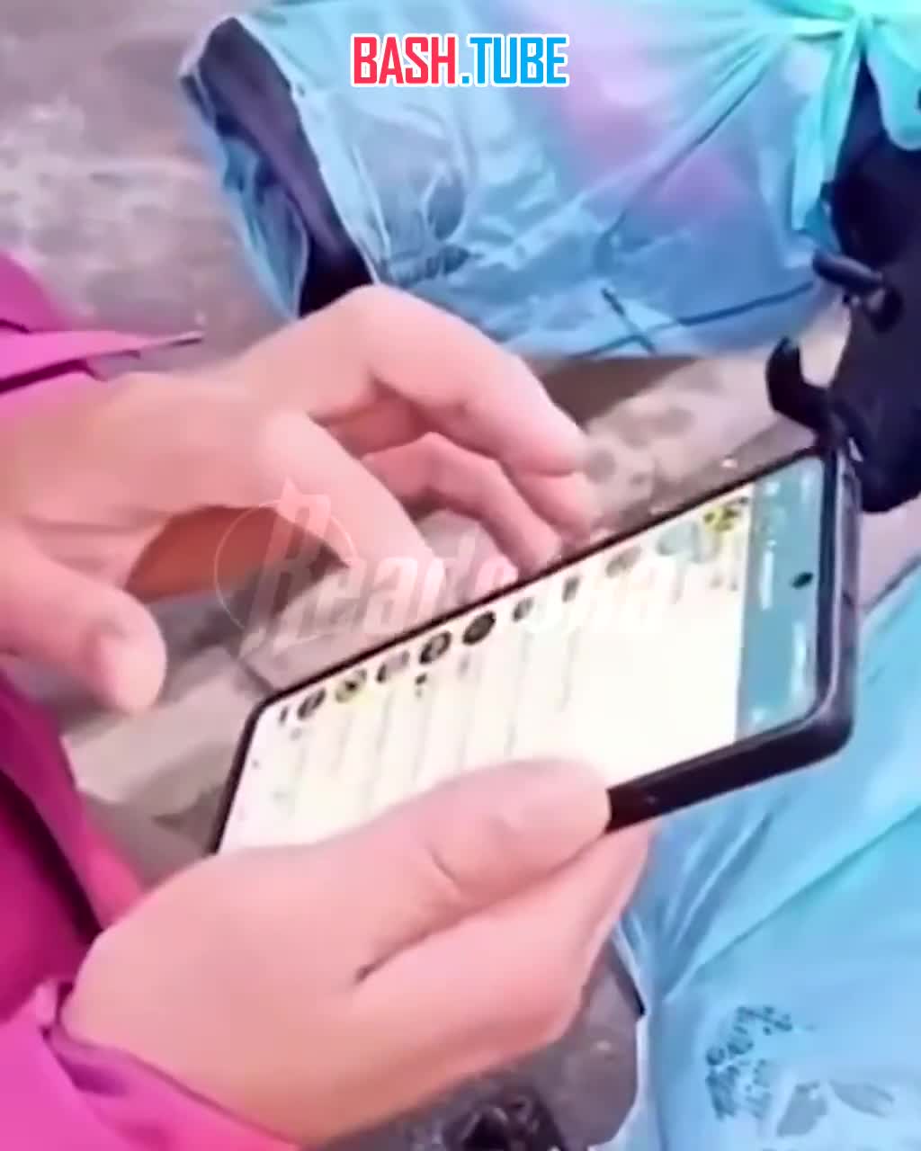  Курьеры-мигранты не смогут работать в Петербурге с 3 ноября - приложения им больше не доступны