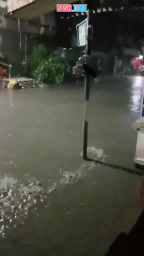  Более 150 тыс. человек эвакуировали на Филиппинах из-за тайфуна «Калмаэги»