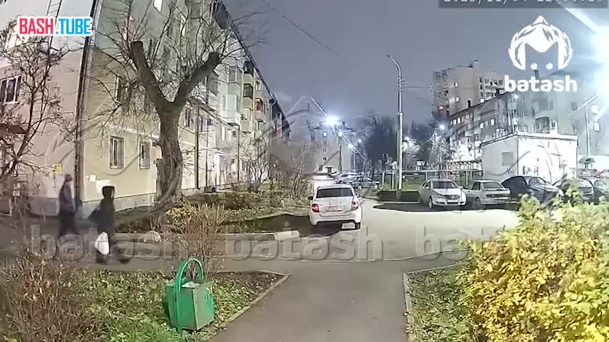  Уфимку пытались ограбить на улице. Вор хотел вырвать сумочку