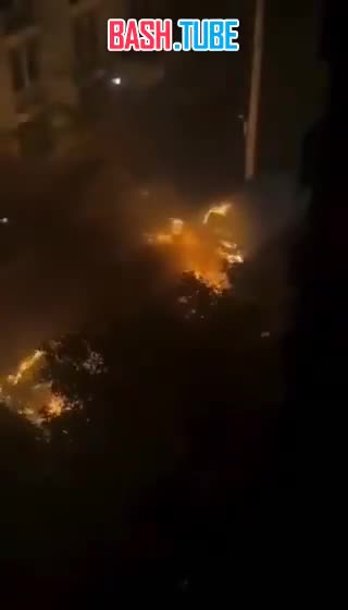  В Нью-Йорке взорвался автомобиль: 7 пожарных, пытавшихся его потушить, пострадали