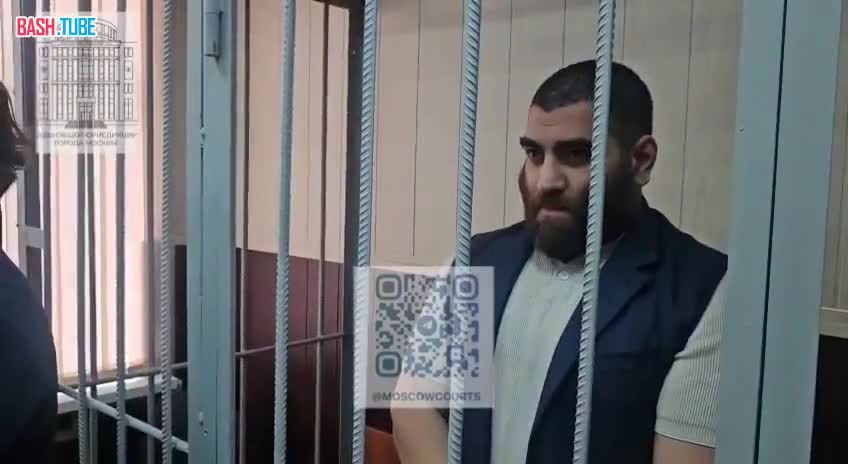  Блогера Арсена Маркаряна оставили под стражей еще на два месяца